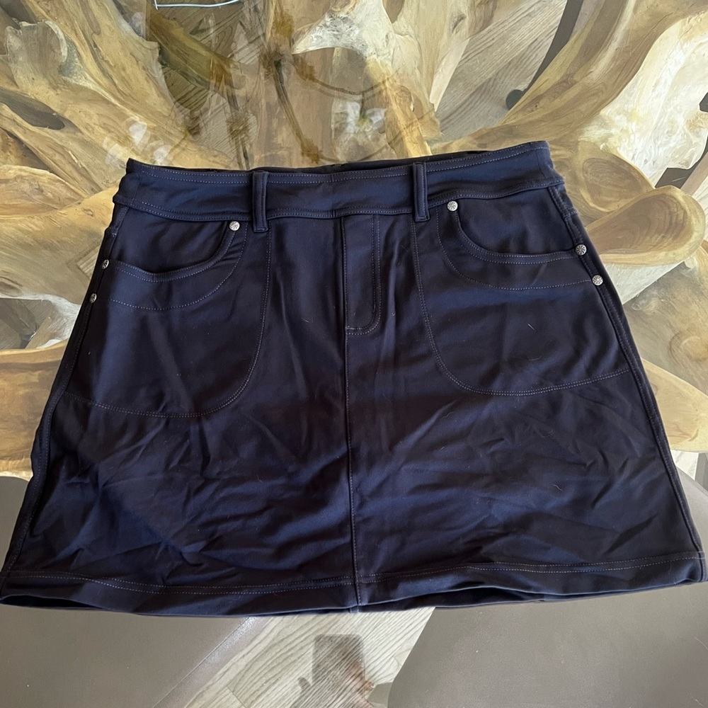 Athleta Black Pocketed Skort